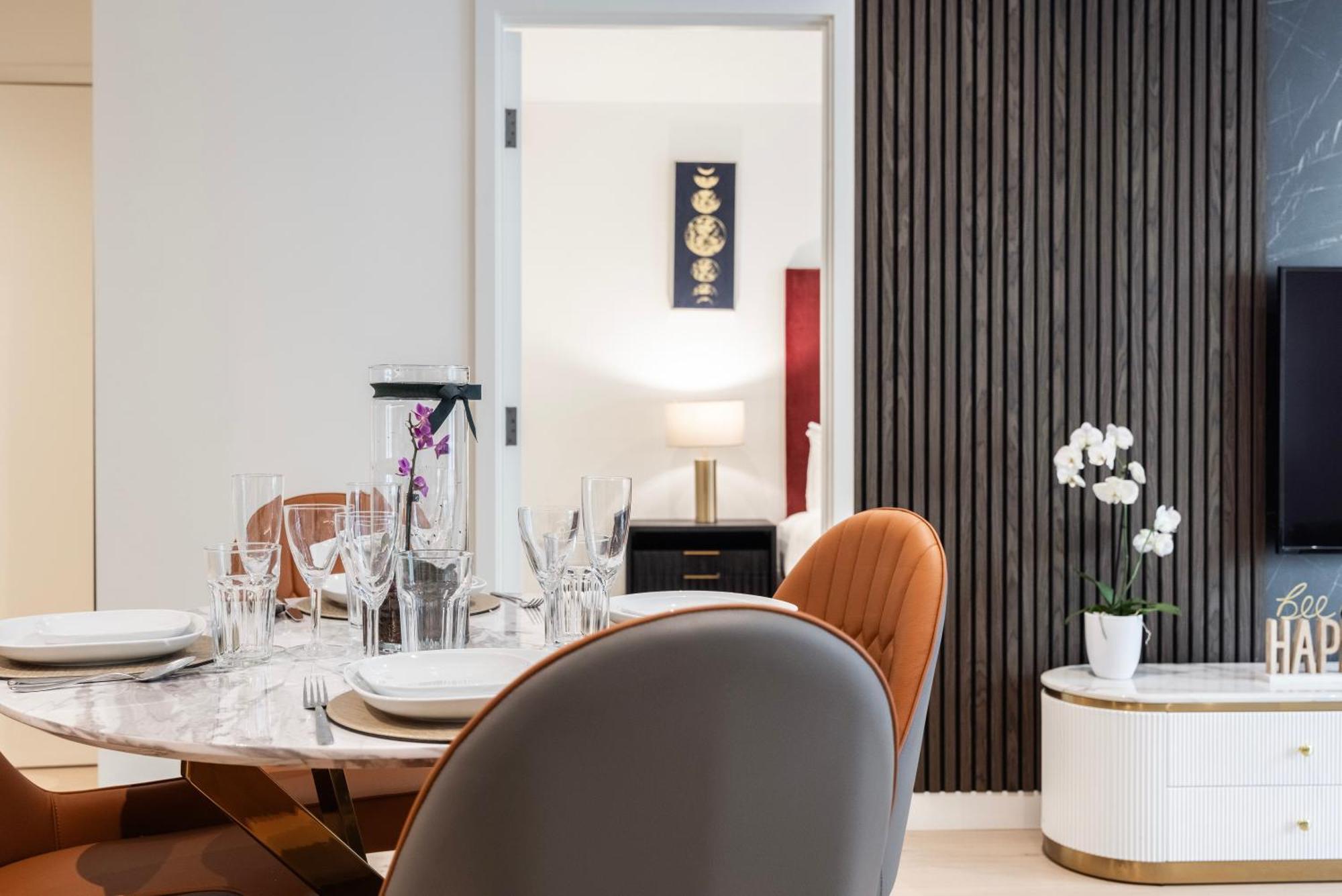 Austin David Apartments Royal Wharf London Eksteriør billede